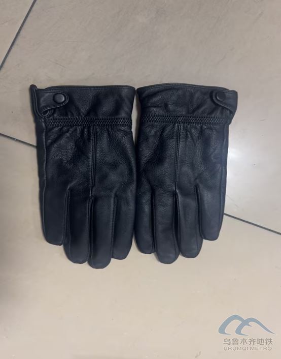 2025年1月4日地铁1号线站内遗失物品266.png 2025年1月4日地铁1号线站内遗失物品266.png